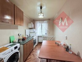 Продается 2-комнатная квартира